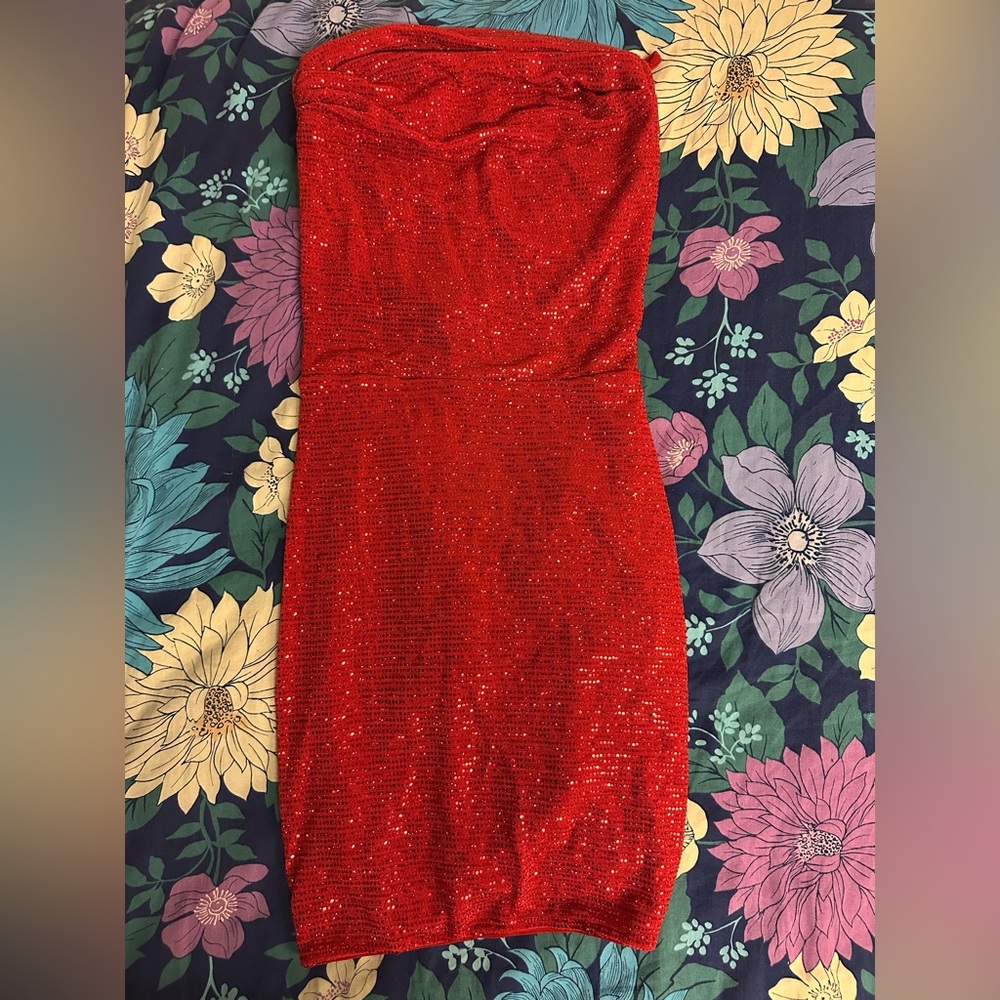 Bear Dance Red Sequin Strapless Bodycon Dress
